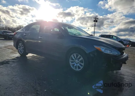 2018 Nissan Altima 2.5 z USA, uszkodzony, nr VIN 1N4AL3AP2JC135043